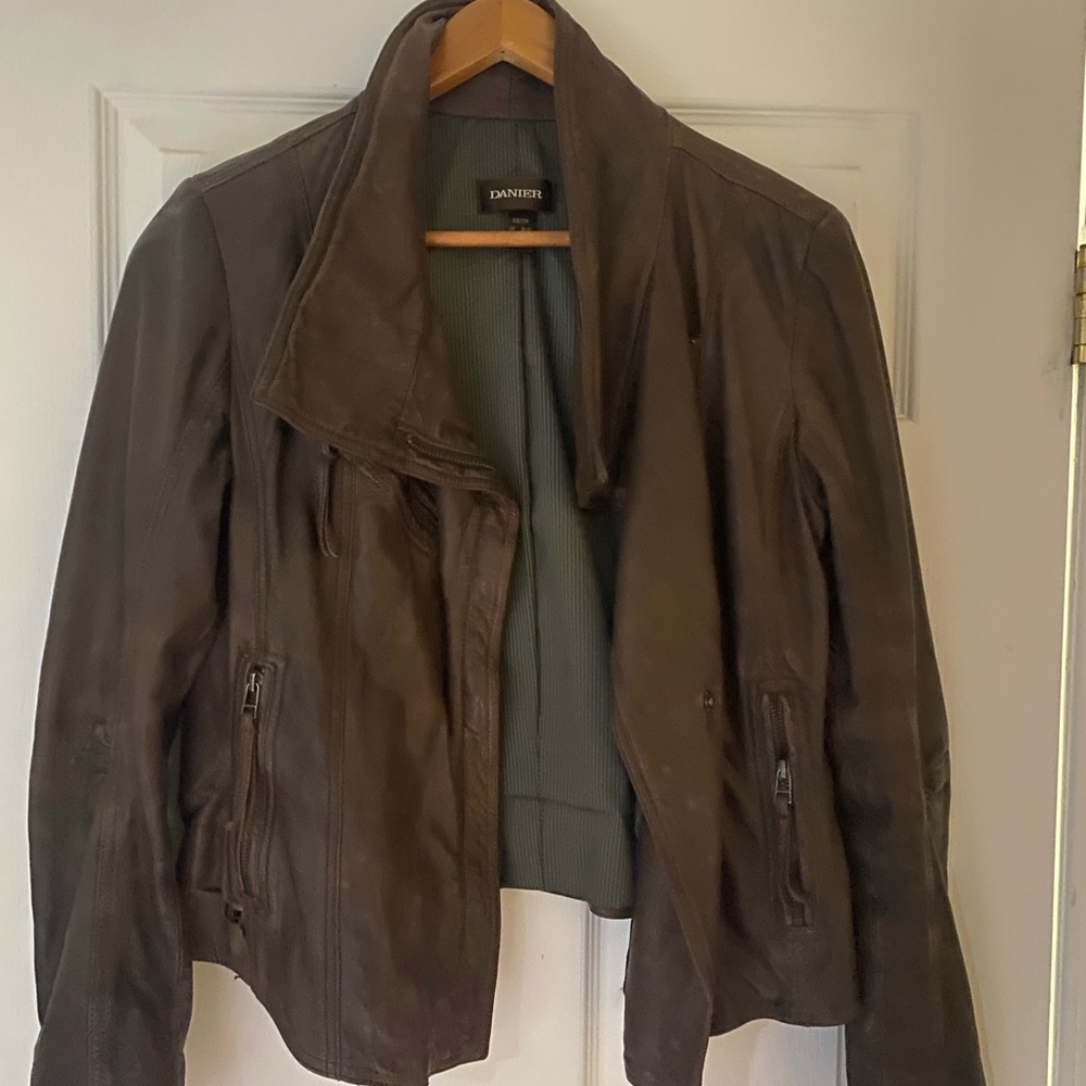 Danier Women's Brown Leather Jacket